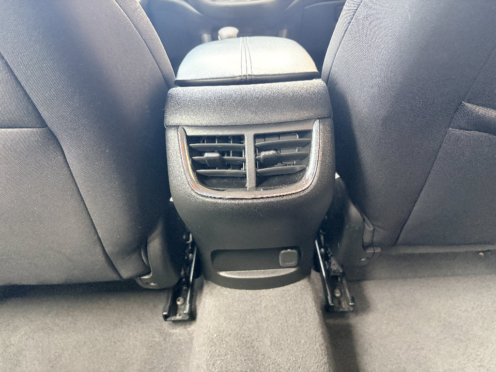 Used 2023 Chevrolet Malibu LT FWD image 25