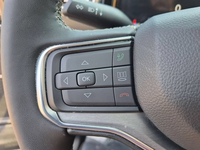 Used 2023 Jeep Wagoneer Series II AWD/4WD image 18