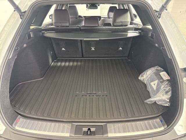 New 2026 Toyota Crown Signia w/ Advanced Technology Package AWD/4WD image 31
