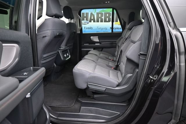 Used 2025 Ford Expedition Max Active AWD/4WD image 11