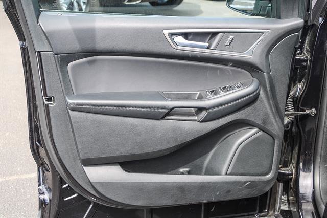 Used 2024 Ford Edge SEL image 19