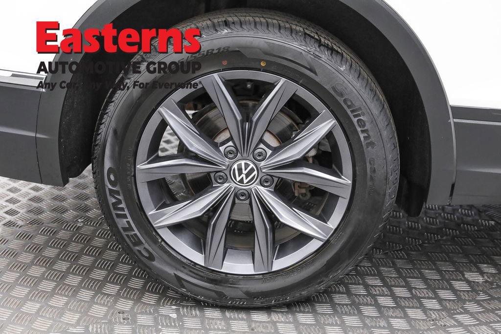 Used 2023 Volkswagen Tiguan SE image 29