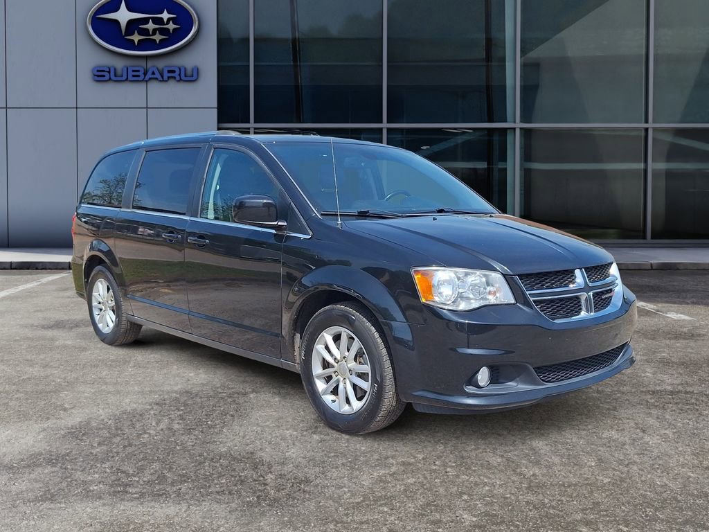 Used 2019 Dodge Grand Caravan SXT image 2