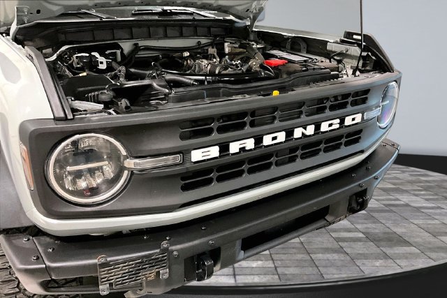 Used 2021 Ford Bronco Black Diamond w/ Sasquatch Package AWD/4WD image 31