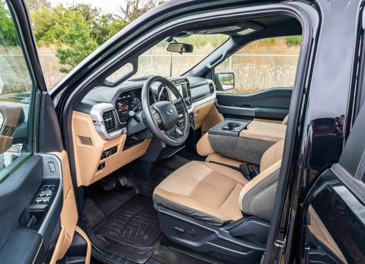 Used 2023 Ford F150 XLT AWD/4WD image 9