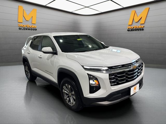 Used 2025 Chevrolet Equinox LT image 2
