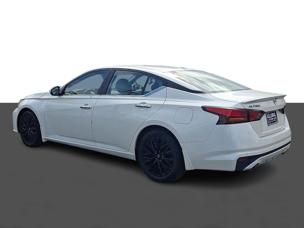 Used 2025 Nissan Altima 2.5 SV w/ SV Special Edition Package image 5