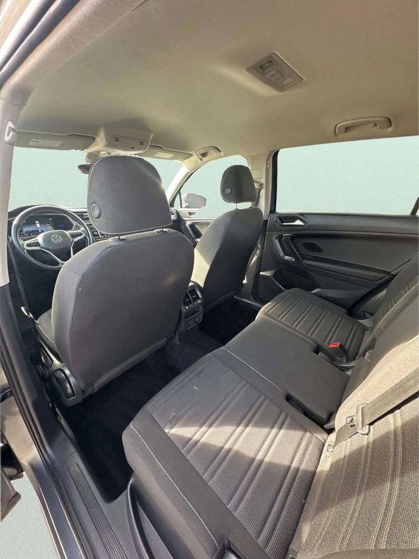 Used 2024 Volkswagen Tiguan S image 18