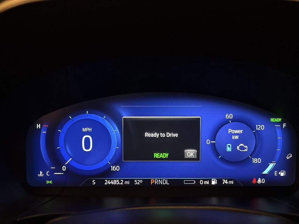 Used 2022 Ford Escape SEL w/ Technology Package image 16