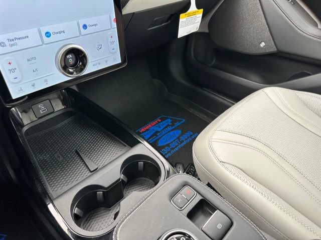 Used 2023 Ford Mustang Mach-E Premium image 15