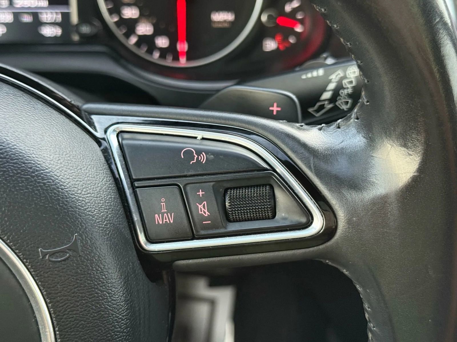 Used 2017 Audi Q5 2.0T Premium Plus w/ Technology Package image 27