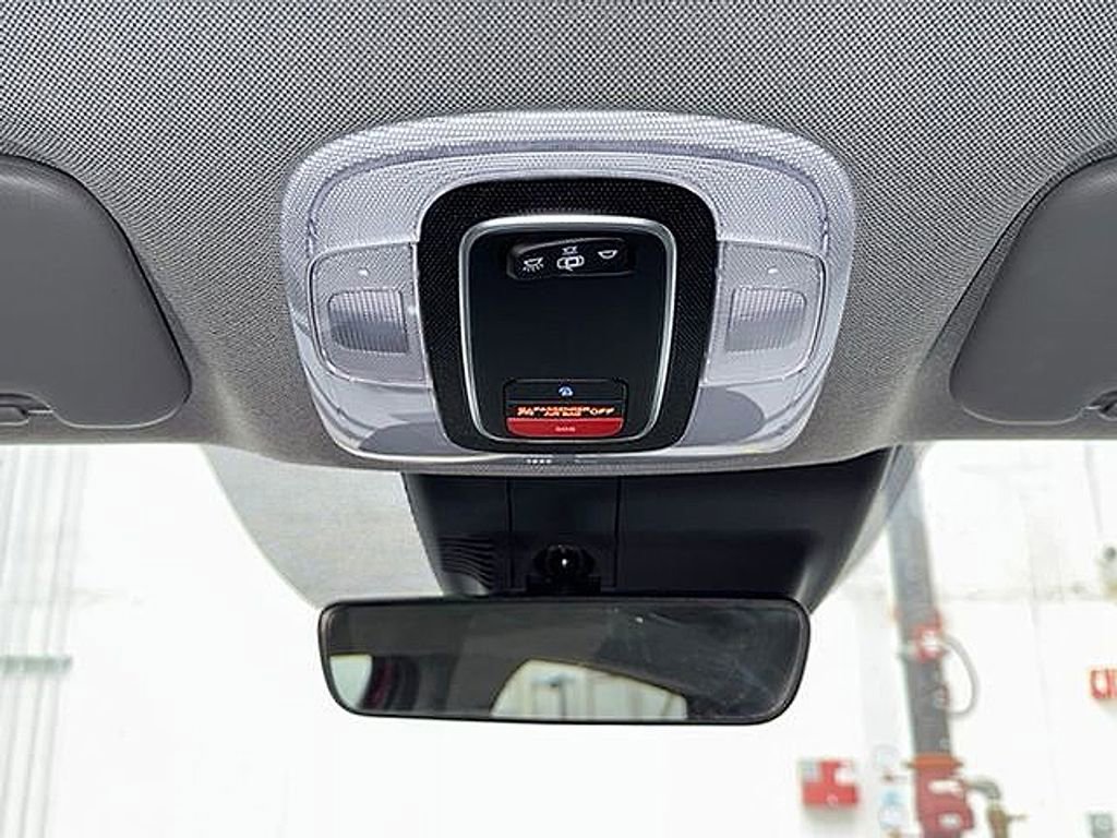 Used 2022 Hyundai Elantra SEL w/ Cargo Package image 27