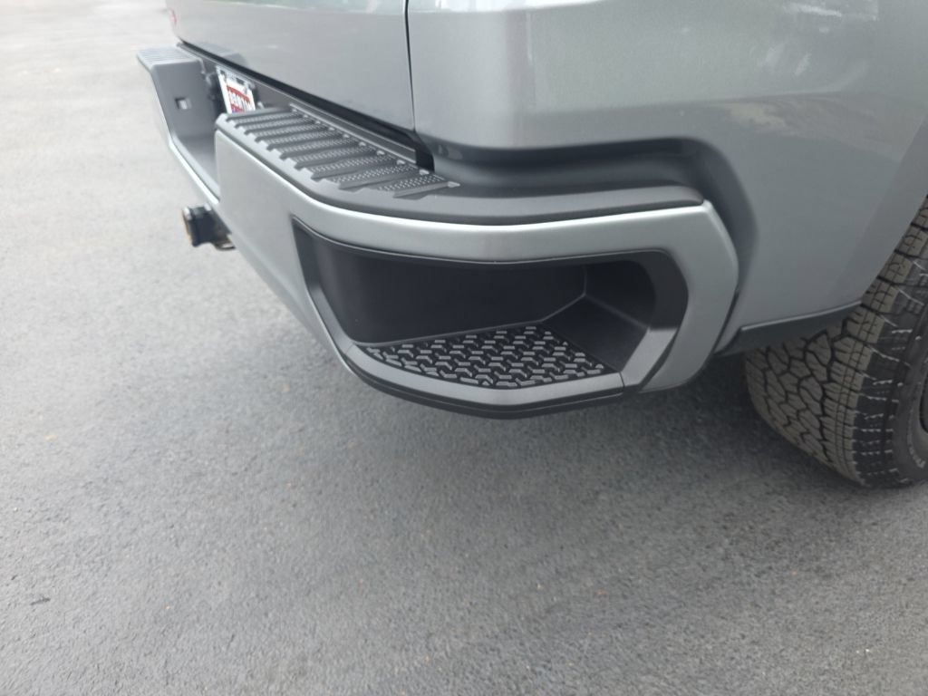 Used 2024 Chevrolet Silverado 1500 Custom AWD/4WD image 6