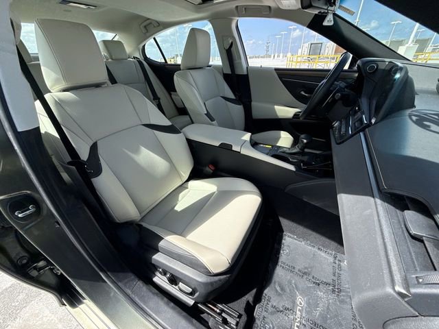 Certified 2024 Lexus ES 350 w/ Premium Package FWD image 26