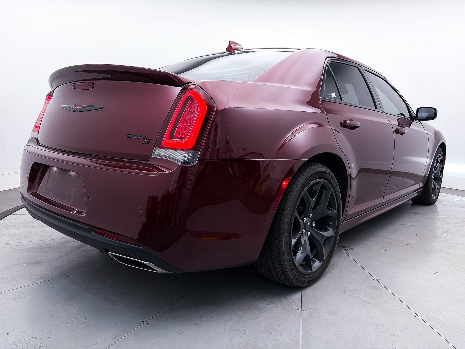 Used 2022 Chrysler 300 S w/ Safetytec Plus Group image 16