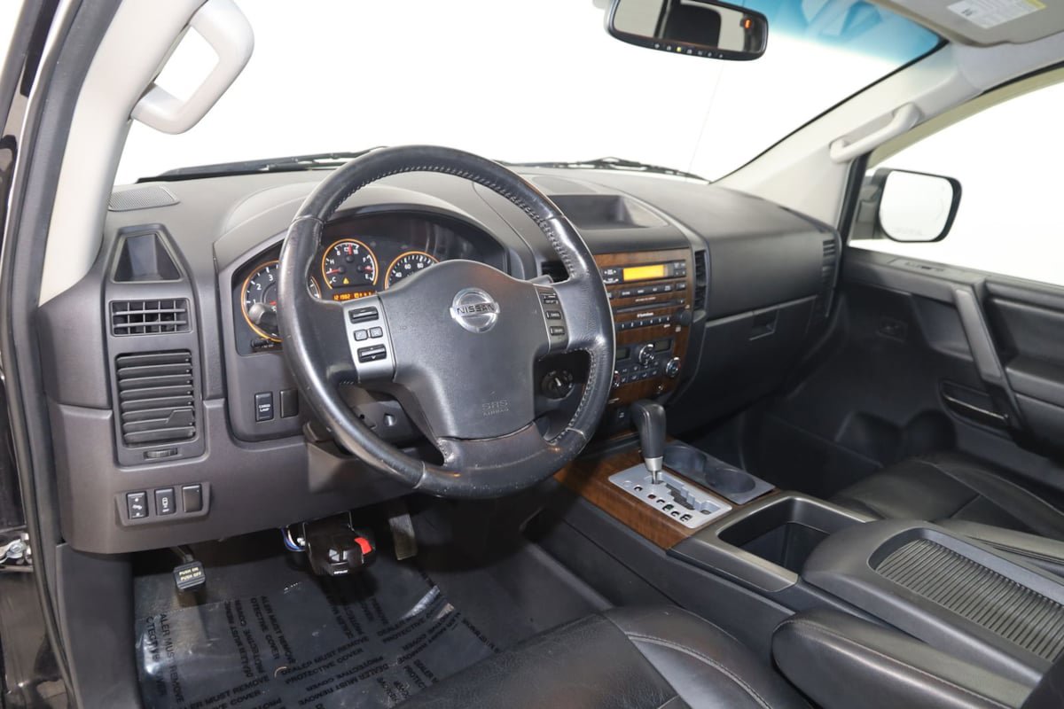 Used 2012 Nissan Titan SL AWD/4WD image 23