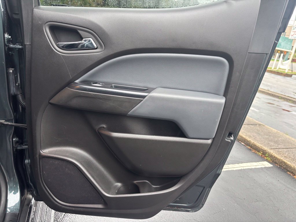 Used 2017 Chevrolet Colorado Z71 AWD/4WD image 24