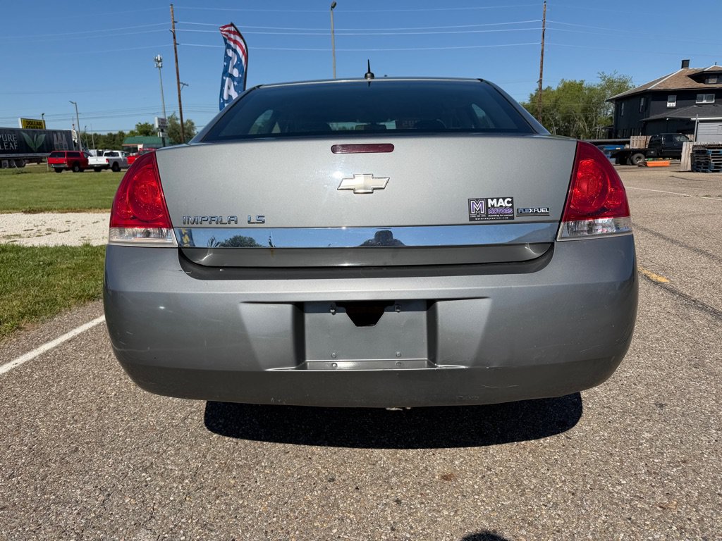 Used 2007 Chevrolet Impala LS FWD image 14