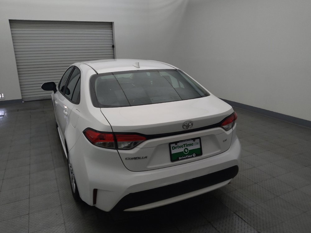 Used 2021 Toyota Corolla LE FWD image 6