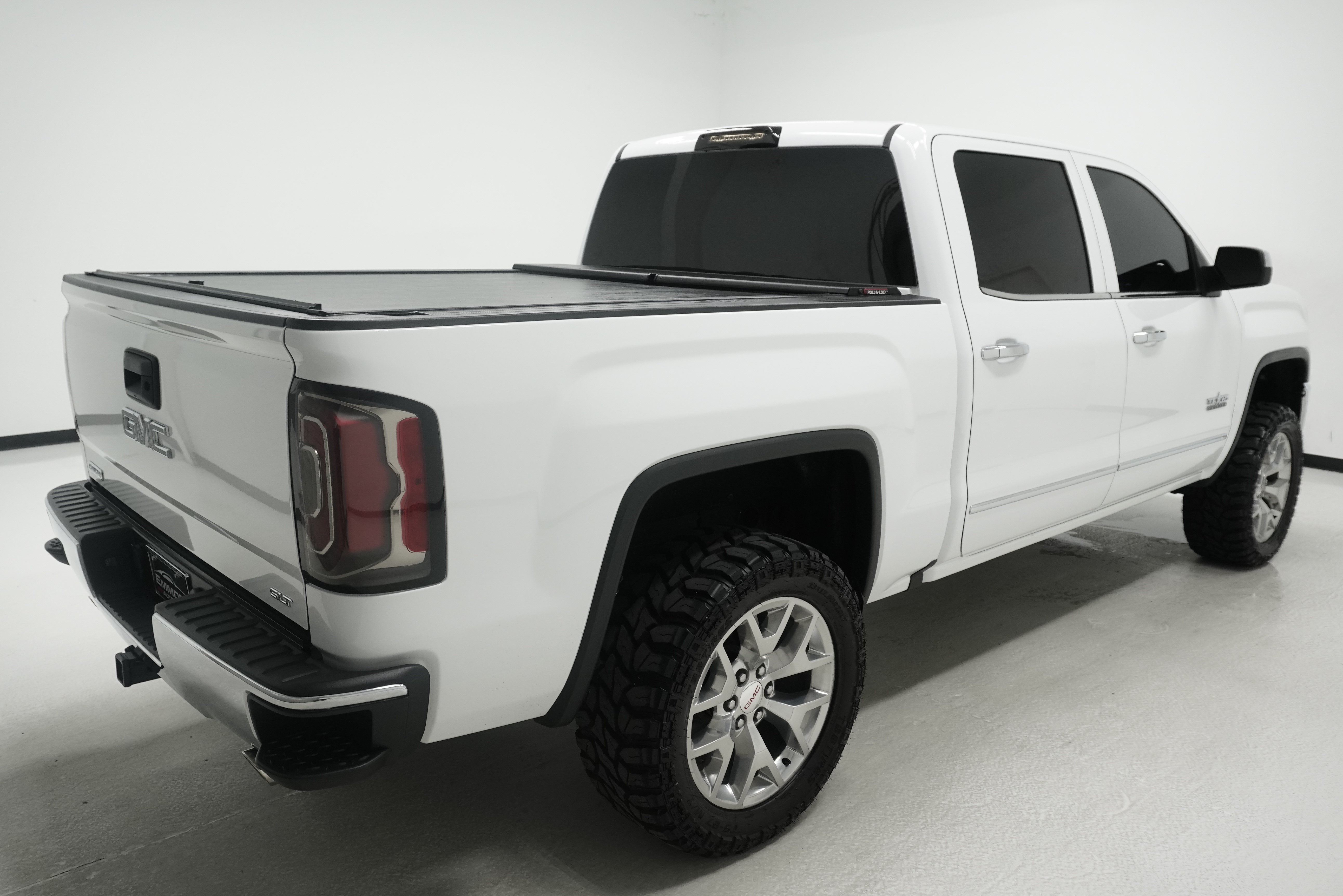 Used 2018 GMC Sierra 1500 SLT w/ Texas SLT Premium Package RWD image 4