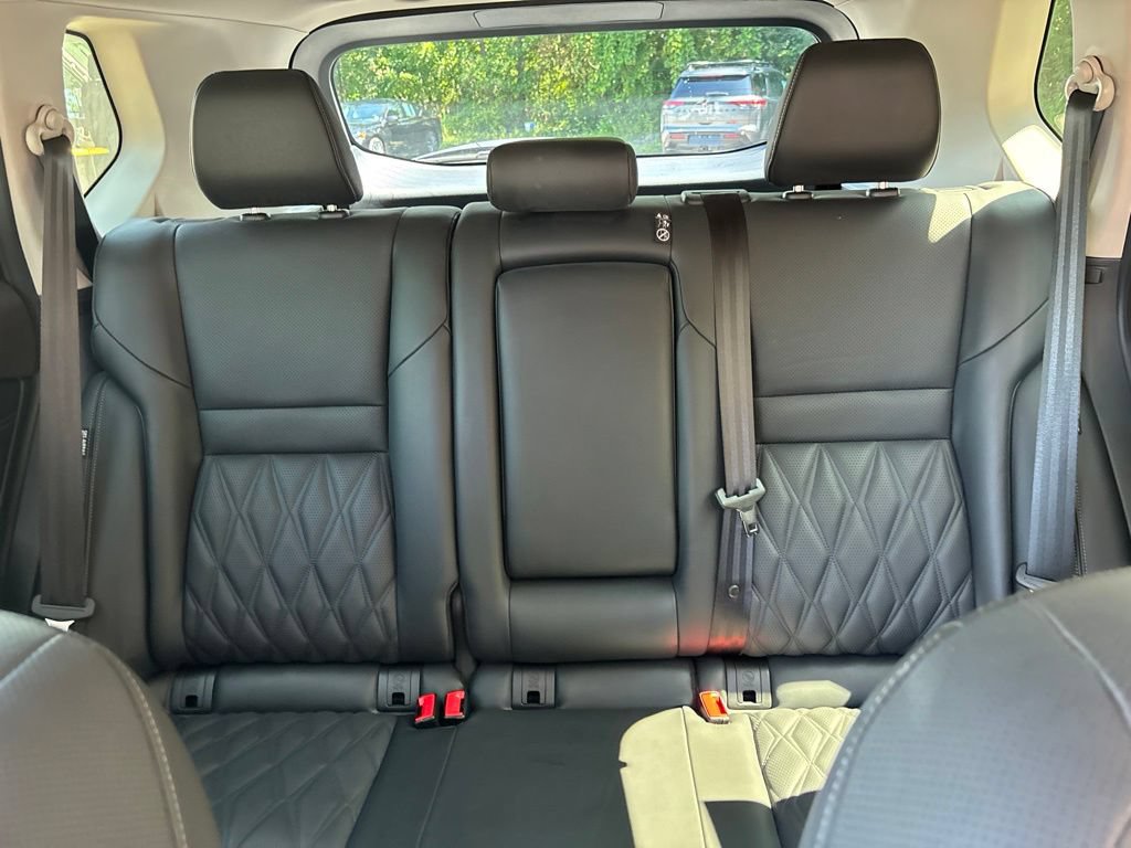 Certified 2023 Nissan Rogue Platinum w/ Platinum Premium Package AWD/4WD image 21