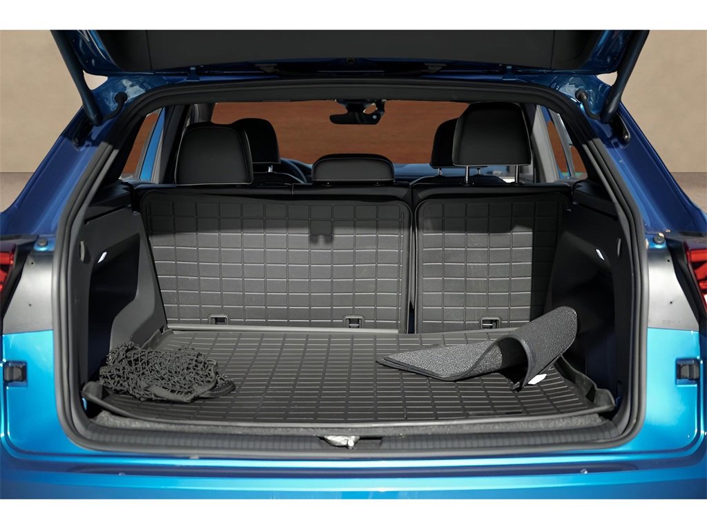 Used 2024 Volkswagen Atlas Cross Sport SEL Premium R-Line image 27