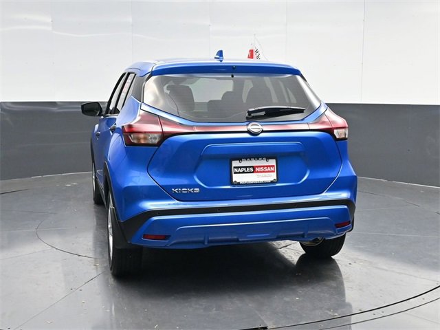 Used 2025 Nissan Kicks Play S image 4