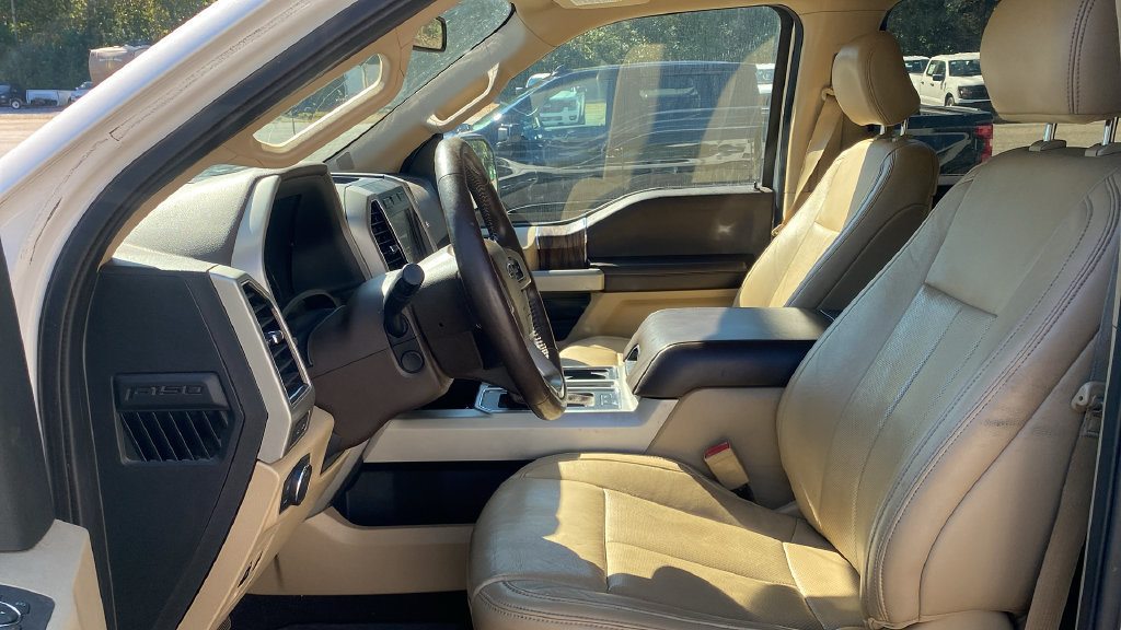 Used 2019 Ford F150 Lariat w/ Equipment Group 502A Luxury AWD/4WD image 16