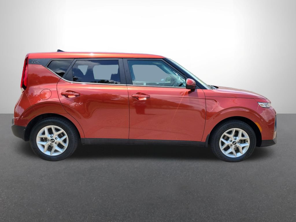Used 2020 Kia Soul S FWD image 6