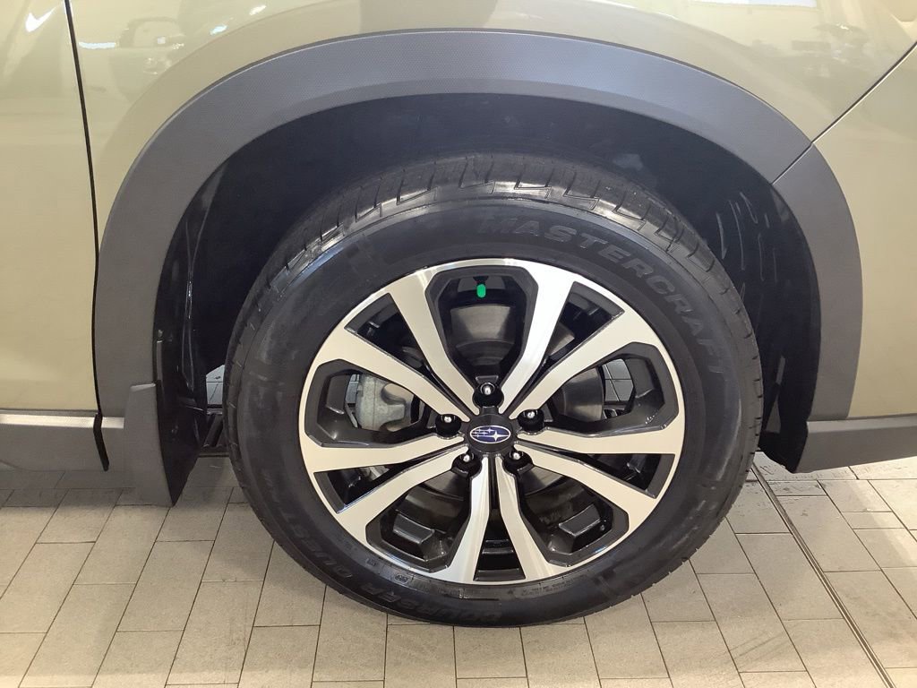 Certified 2023 Subaru Forester Limited image 12