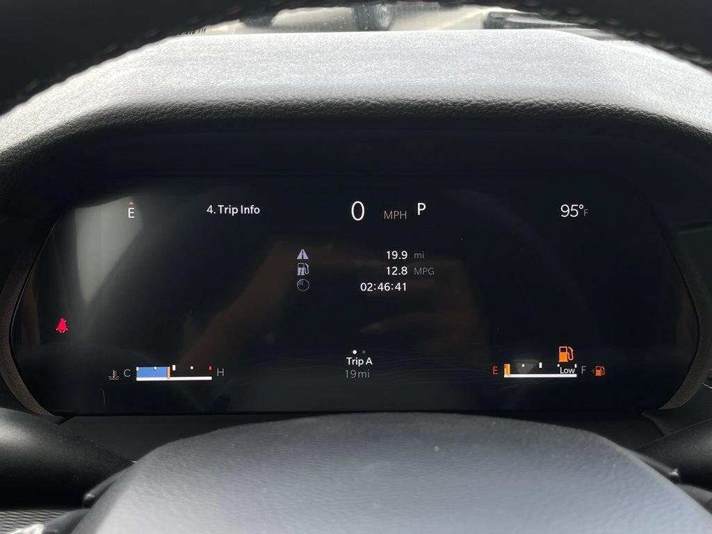 New 2026 Jeep Grand Cherokee Laredo RWD image 21