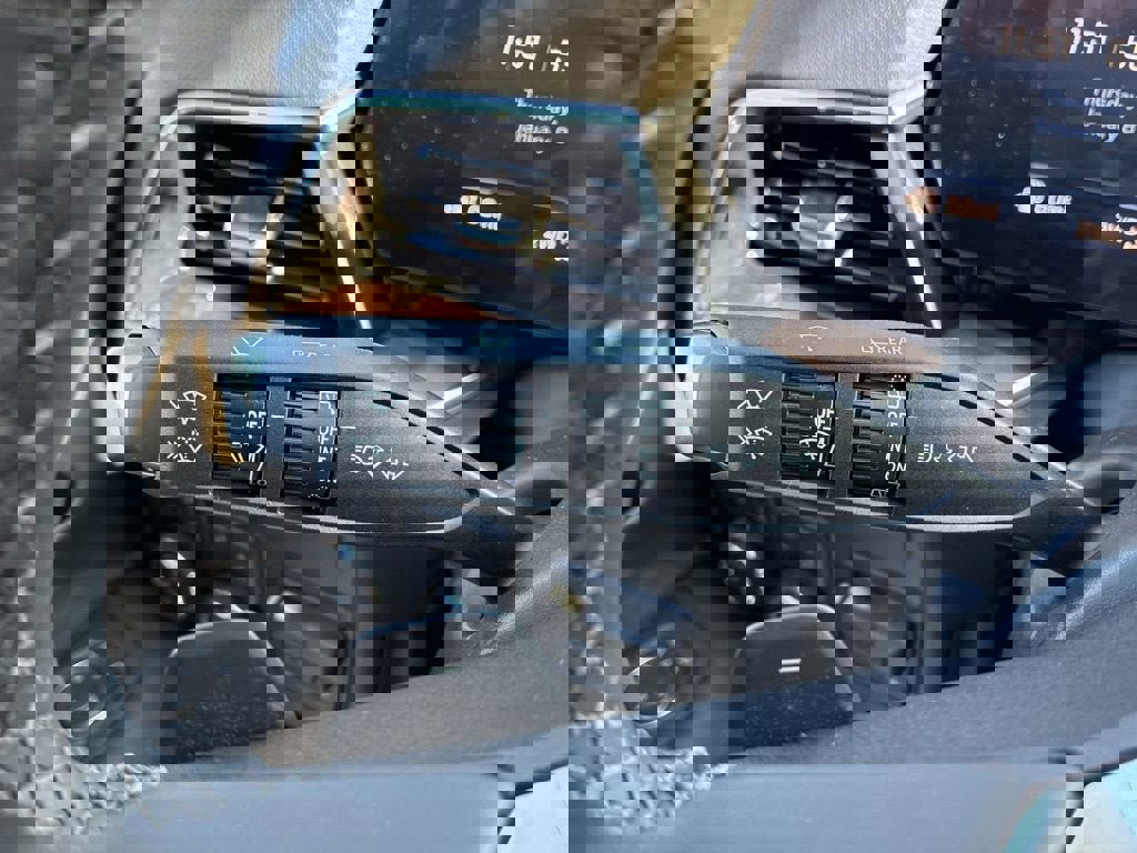 New 2026 Chevrolet Suburban High Country image 18