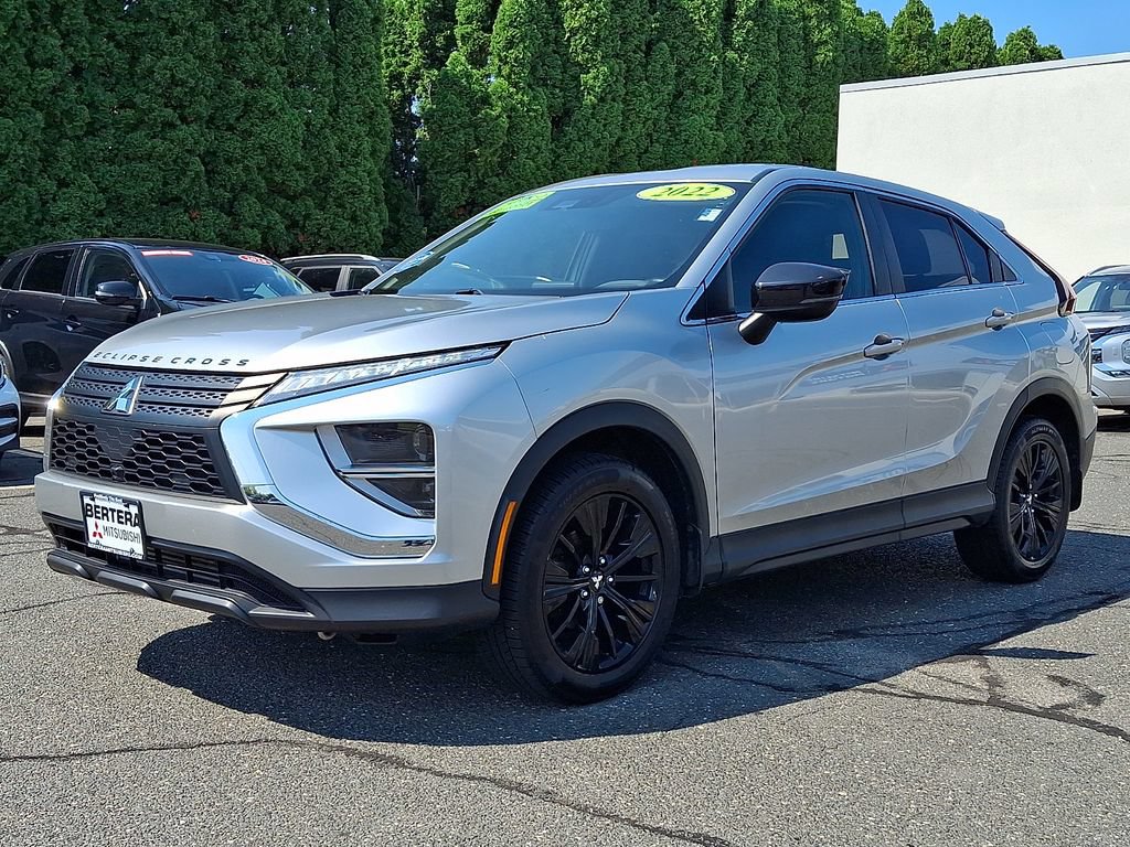 Used 2022 Mitsubishi Eclipse Cross LE AWD/4WD image 3