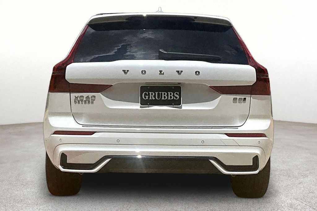 Certified 2026 Volvo XC60 B5 Plus AWD/4WD image 5