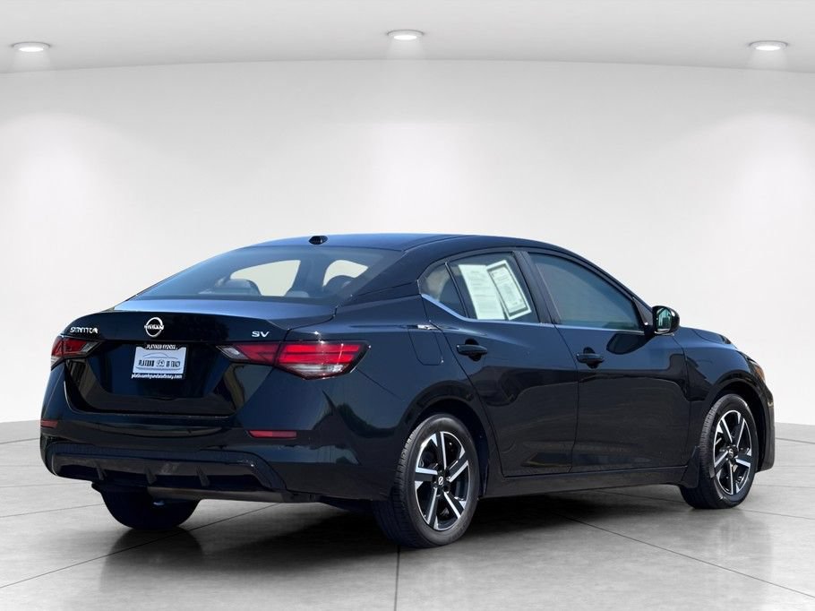 Used 2024 Nissan Sentra SV FWD image 4