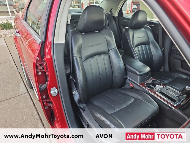 Used 2009 Chrysler 300 C w/ Luxury Group II image 35