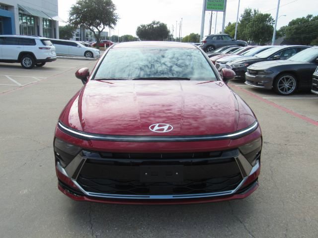 Used 2025 Hyundai Sonata SEL image 2