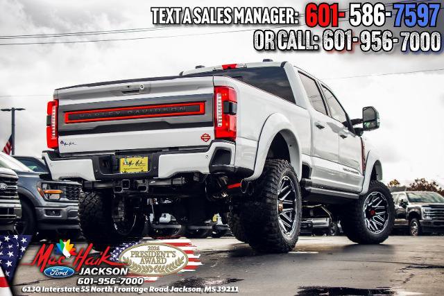 New 2026 Ford F250 Lariat w/ Black Appearance Package image 9