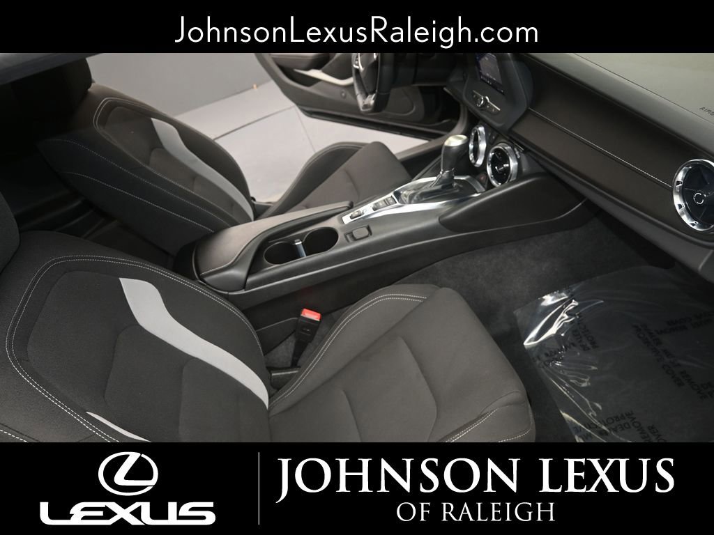 Used 2022 Chevrolet Camaro LS image 12