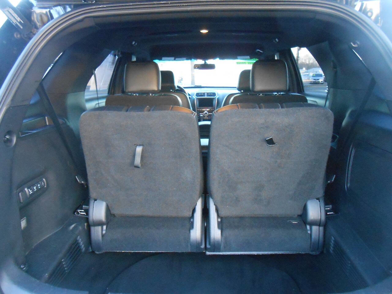 Used 2016 Ford Explorer Limited image 13