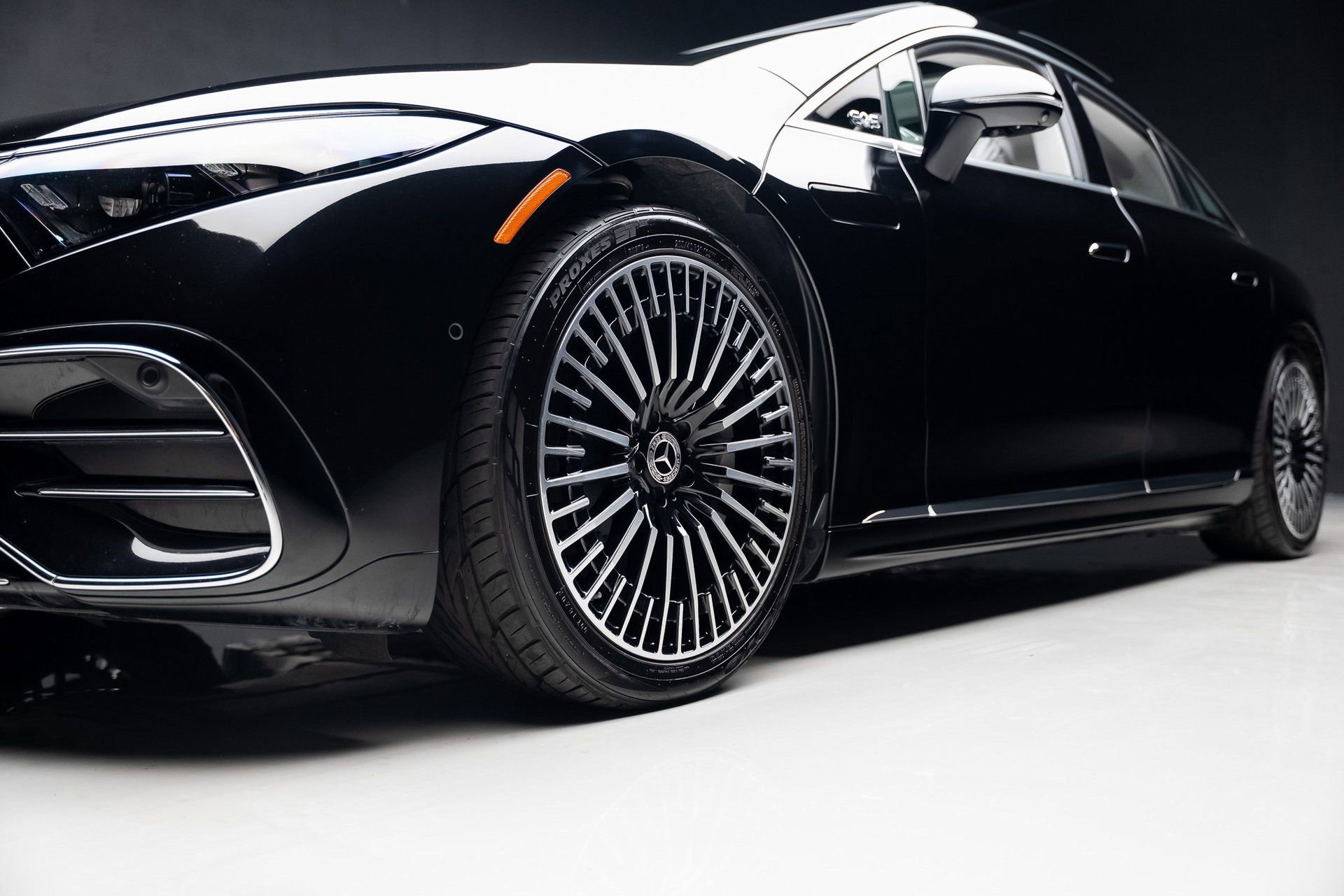 Used 2023 Mercedes-Benz EQS 450+ Sedan w/ AMG Line Exterior Package image 70