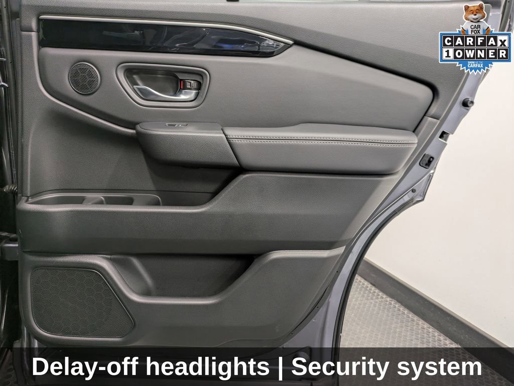 Certified 2025 Honda Pilot EX-L image 30