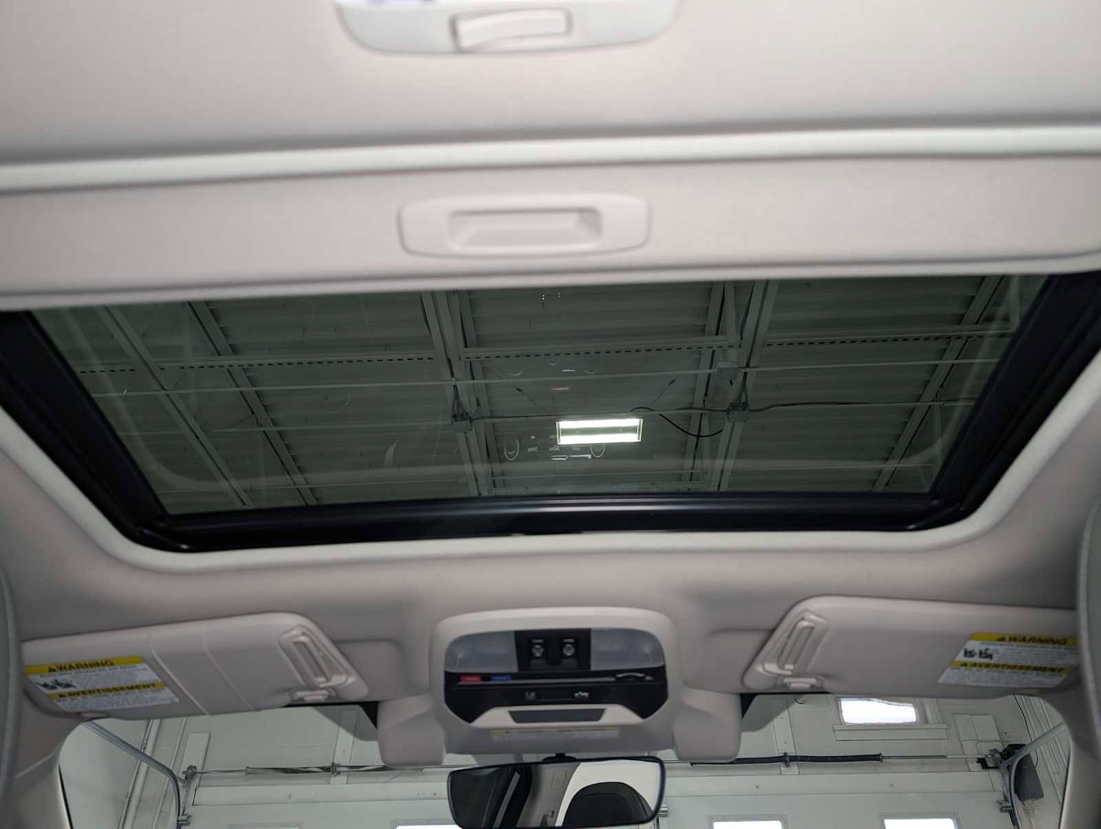 Used 2021 Subaru Crosstrek 2.5i Sport w/ Moonroof Package image 17