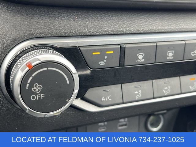 Used 2024 Nissan Altima 2.5 SV w/ SV Premium Package image 36