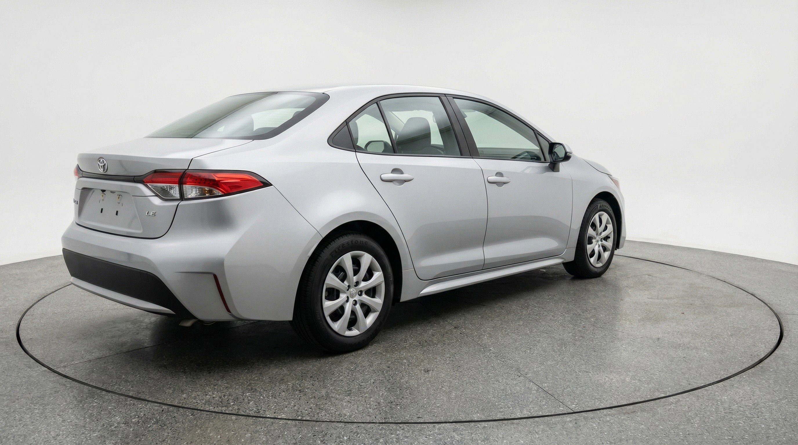Used 2025 Toyota Corolla LE image 9