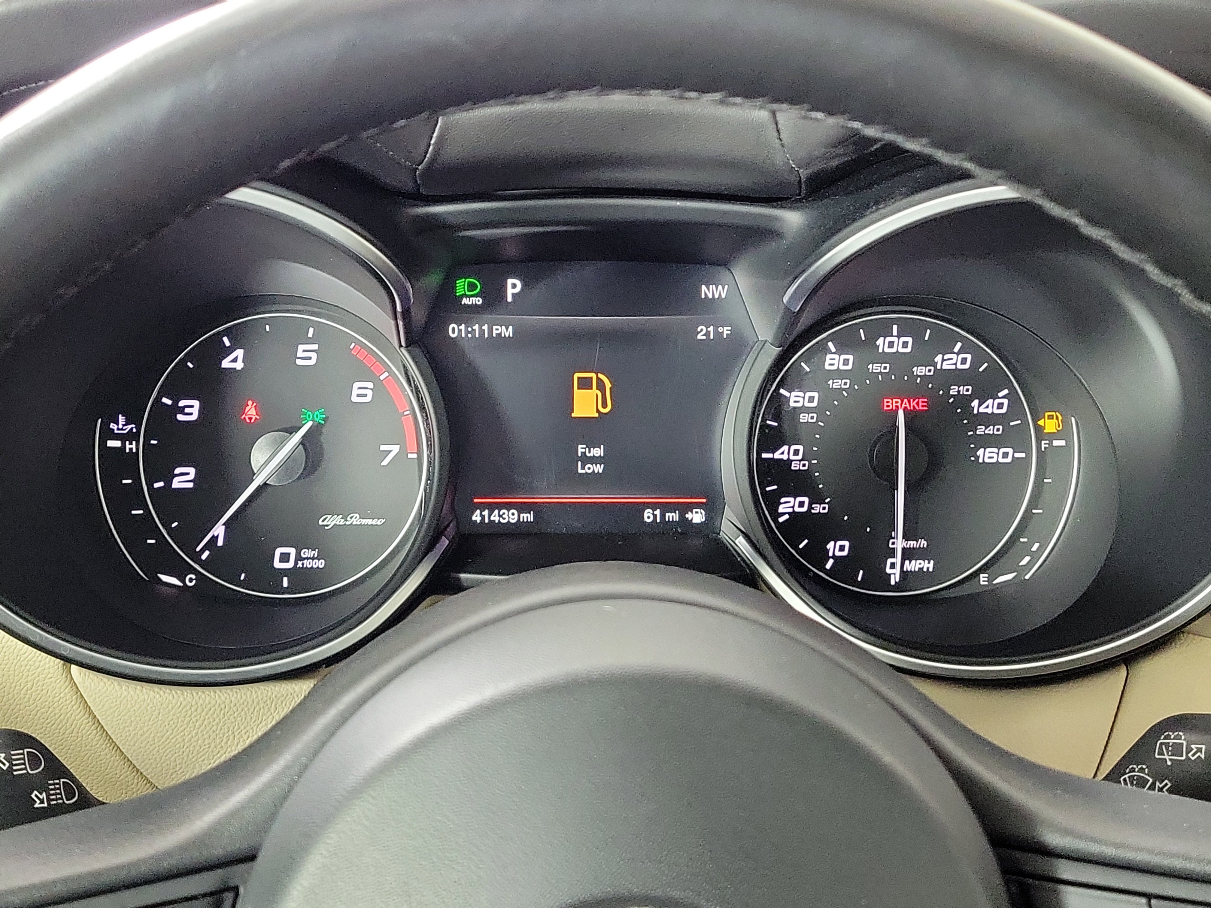 Used 2019 Alfa Romeo Stelvio Ti Lusso w/ Quick Order Package 22X Lusso image 15