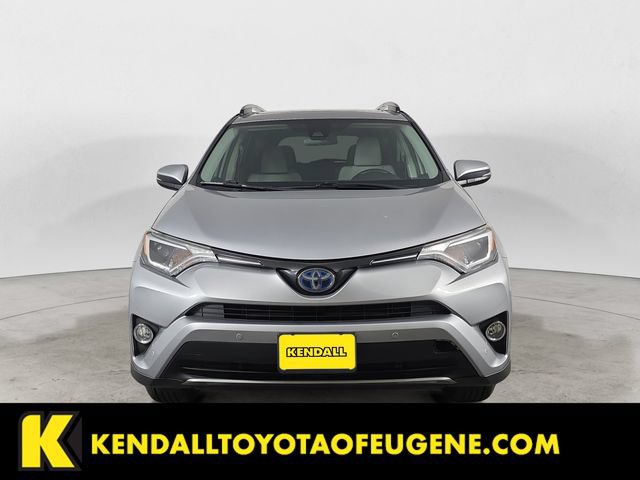 Used 2017 Toyota RAV4 XLE w/ Convenience Package AWD/4WD image 2