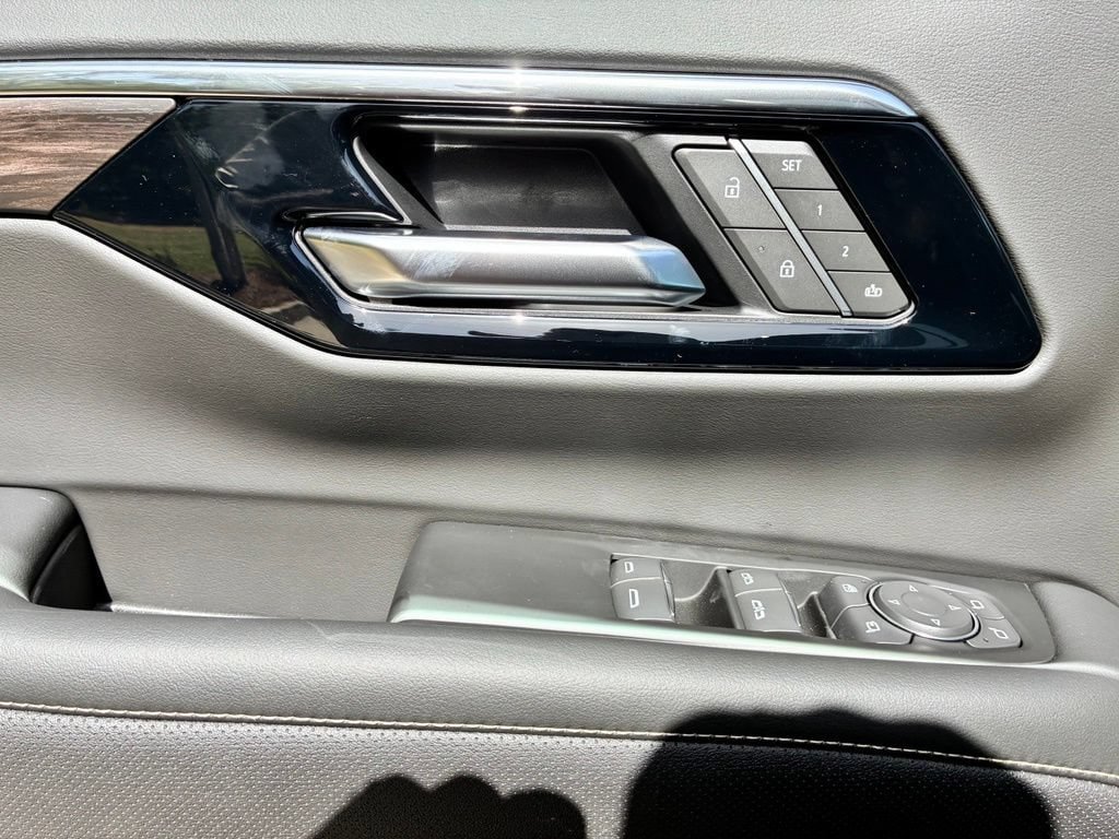 New 2026 Chevrolet Tahoe Premier w/ Sun And Tow Package RWD image 30