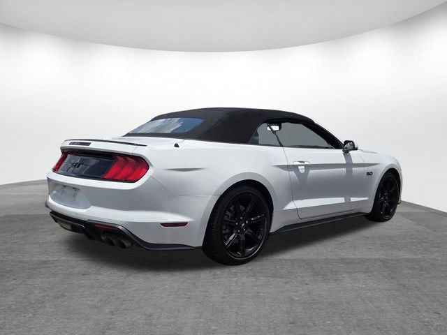 Certified 2019 Ford Mustang GT Premium w/ Black Accent Package RWD image 4
