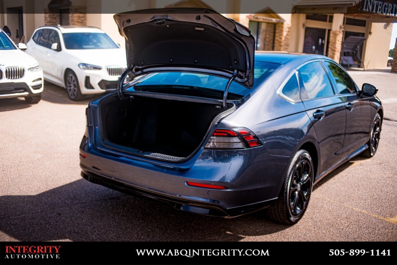 Used 2023 Honda Accord EX-L image 25